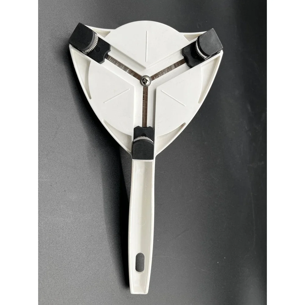 White Adjustable Lid Jar Can Bottle‎ Opener Kitchen Tool Gadget Strain-Free